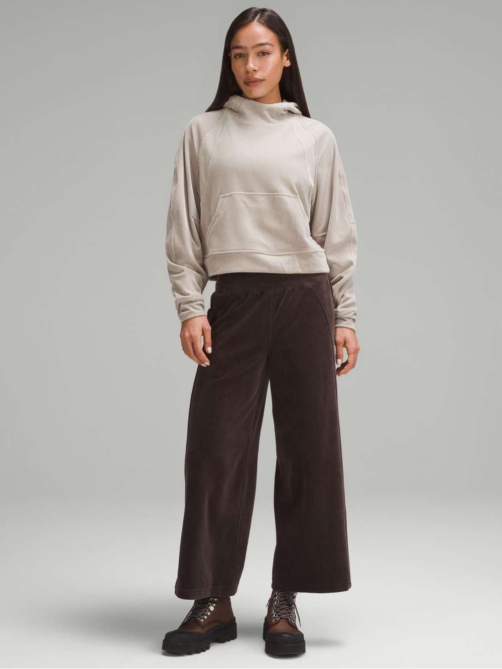 Lululemon Scuba Mid-Rise Wide-Leg Crop *Velvet Cord 8 Espresso Brown